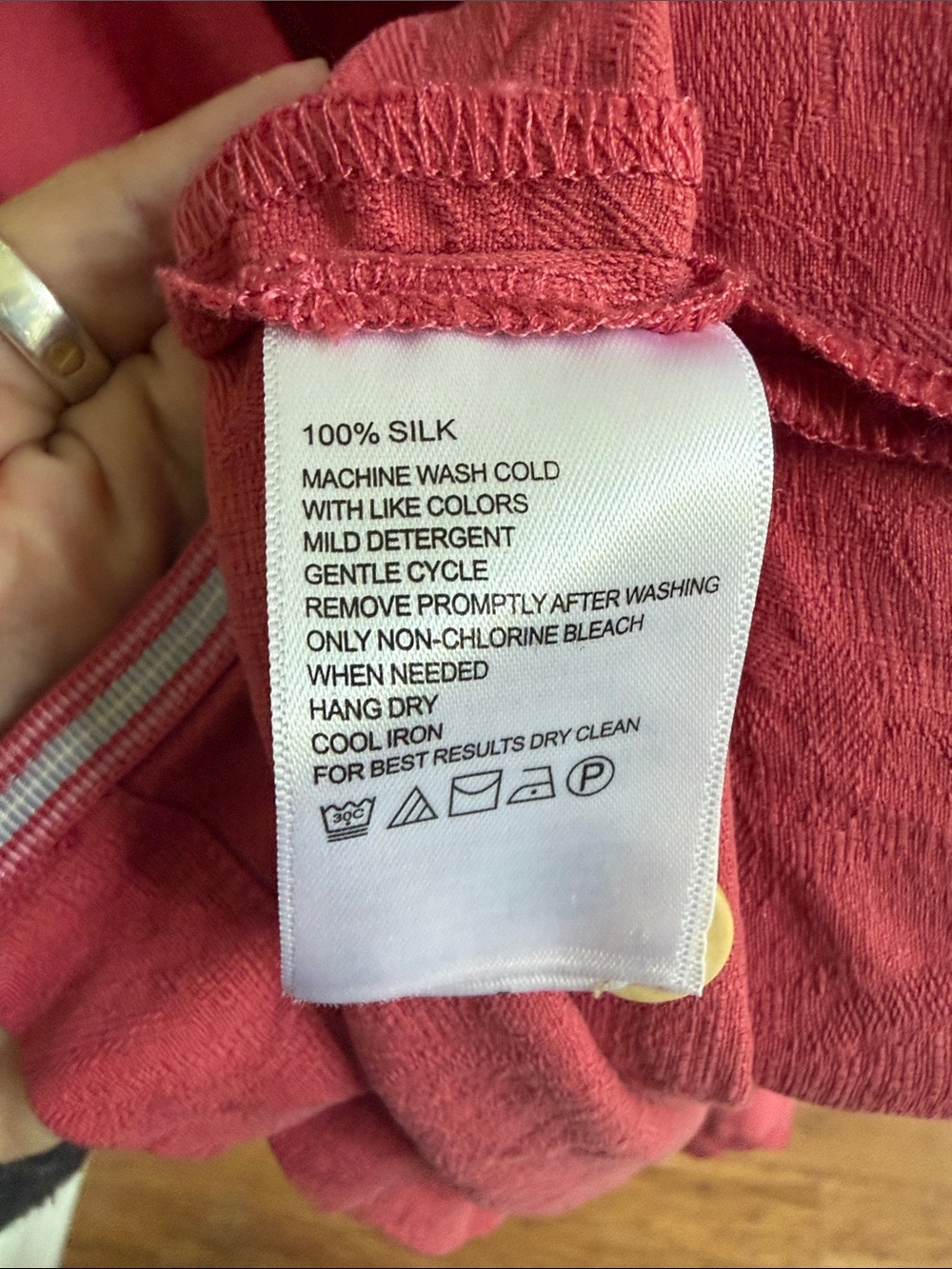 (360)Tommy Bahama Men’s Coral Button-Front Camp Shirt - Picture 4 of 7